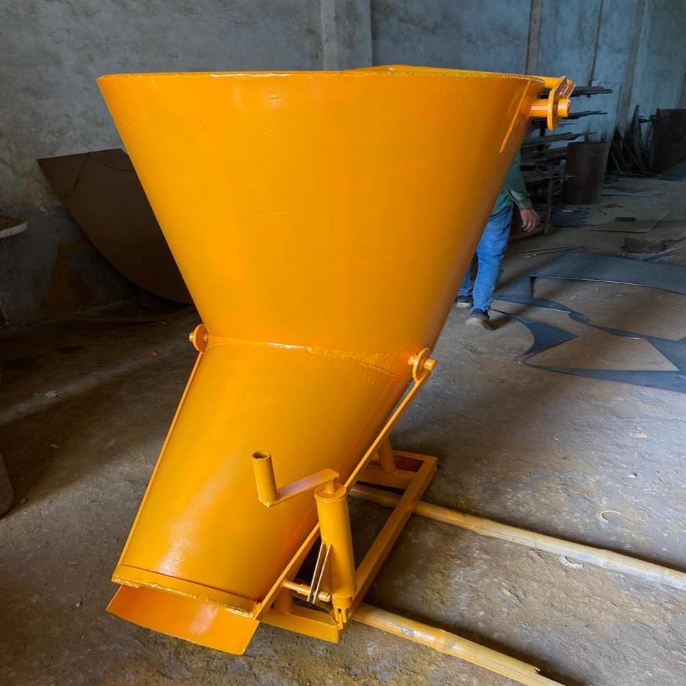 Banana Type Concrete Bucket
