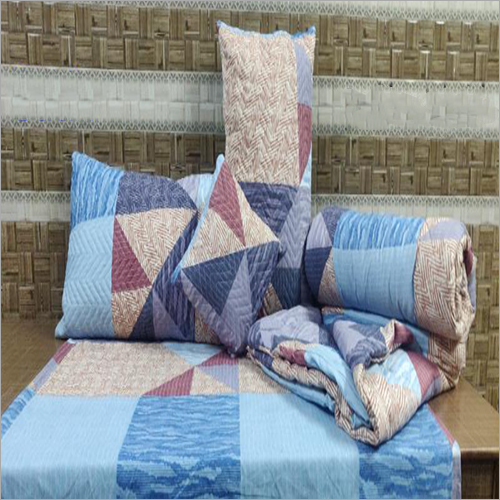 Triangle Printed Double Bedding Set