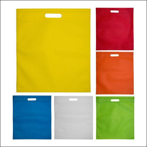 Plain D Cut Non Woven Bags