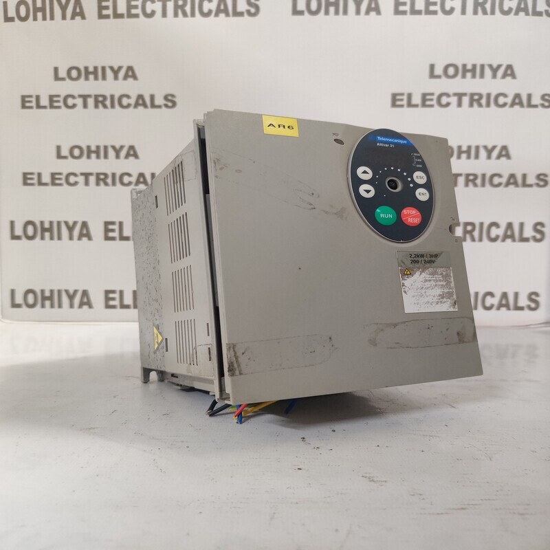 SCHNEIDER ATV31HU22M2A FREQUENCY CONVERTER