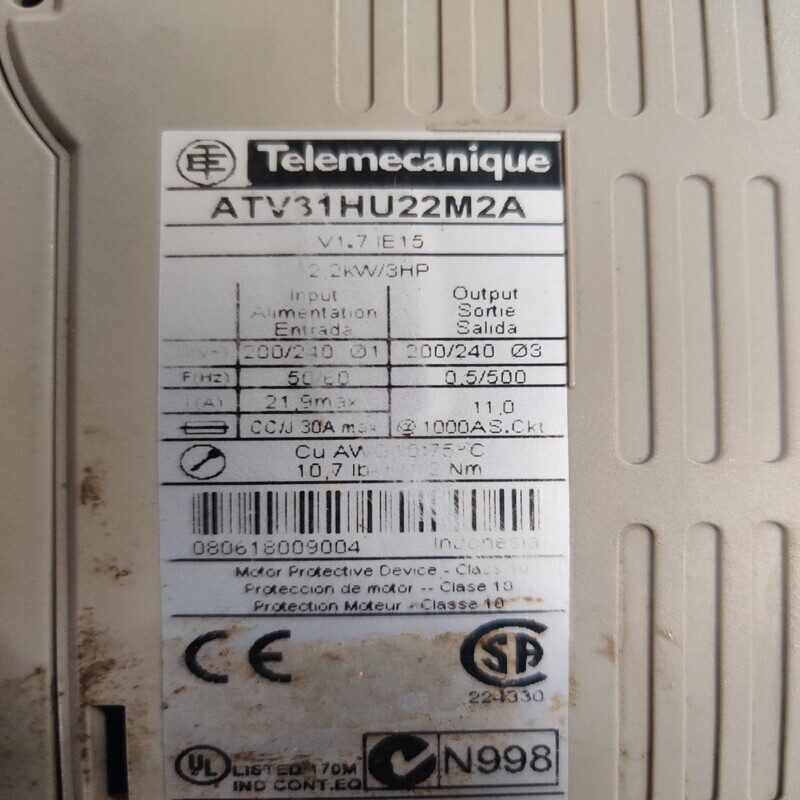 SCHNEIDER ATV31HU22M2A FREQUENCY CONVERTER