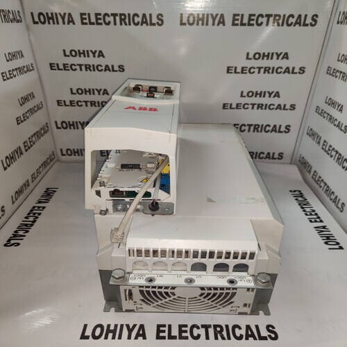 ABB ACS880-M04-078A-5 VARIABLE SPEED DRIVE