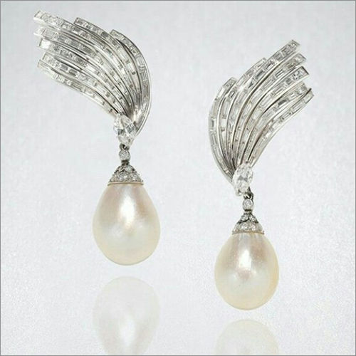 Pearl Gold Diamond Earrings Gender: Women