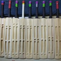 MULBERRY HANDLE KASHMIR WILLOW BAT