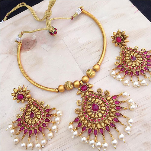 Golden Elite Glittering Rani Women Jewellery Set at Best Price in 