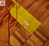traditional wear light weight saree