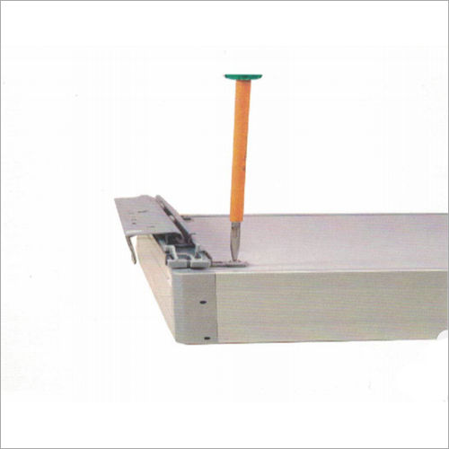 Telescopic Channel Carpenter Assembly