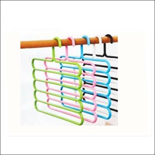 Plastic Cloth Rack