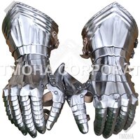 Medieval Wearable Gauntlets / Gloves Armor Sallet gauntlets about 1490 GA0042