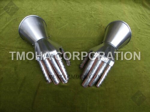 Medieval Wearable Gauntlets / Gloves Armor Medieval Armor Gauntlet and Gloves Knight Armor Historical Replica GA0101