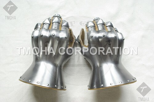 Medieval Wearable Gauntlets / Gloves Armor Medieval Armor Gauntlet and Gloves Knight Armor Historical Replica GA0111