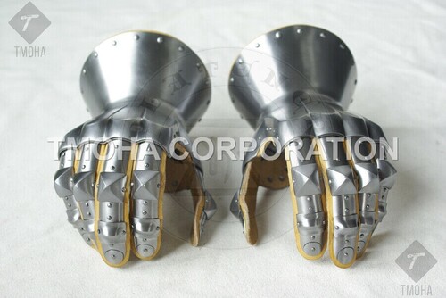 Medieval Wearable Gauntlets / Gloves Armor Medieval Armor Gauntlet and Gloves Knight Armor Historical Replica GA0115