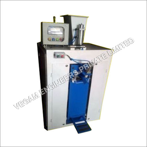 Valve Type Bag Packing Machine. - Automatic Grade: Automatic