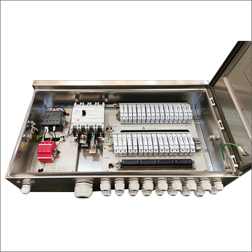 700 x 200 x 700 mm High Precision Intelligent IP65 DC 1500V 16-24 String PV Combiner Box For Solar