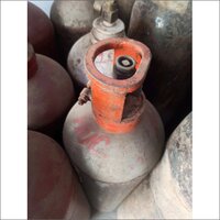 D A Oxygen Gas Cylinder