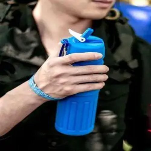 COLLAPSIBLE/FOLDABLE WATER BOTTLE