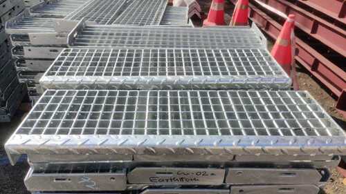 MS Grating - MS Material with Galvanized Coating | Durable Fabrication Process for Custom Specifications and Robust Applications