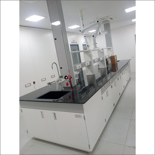Laboratory Center Table Carpenter Assembly