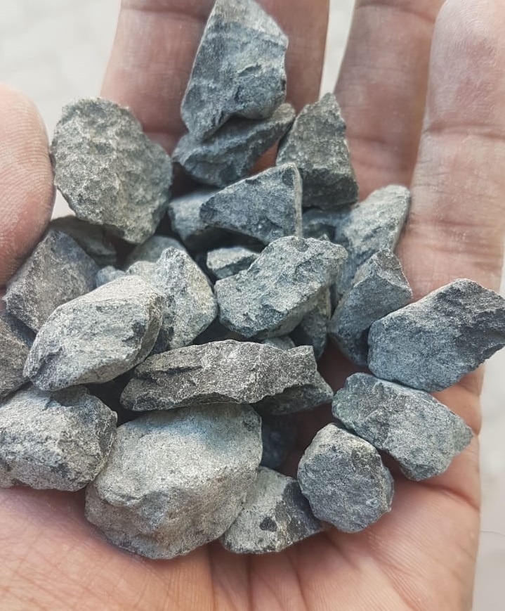 Limestone chips