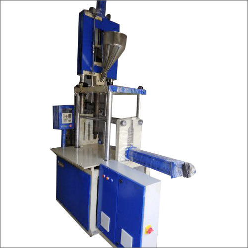 Lower Energy Consumption Ss Plc Type Vertical Injection Moulding Machine