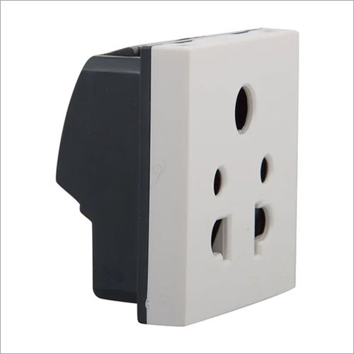 673044  Legrand Myrius Socket