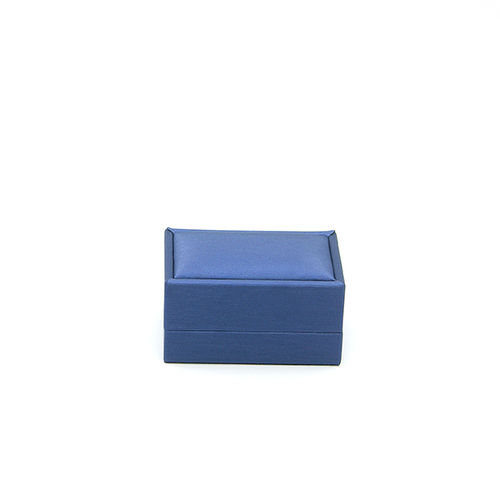 Arrow Embeded Cushioin Top Plastic Jewellery Box Design: Customized