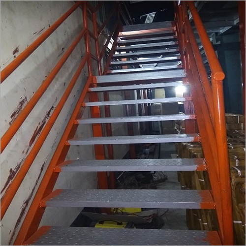 Heavy Staircase Usage: Industrial