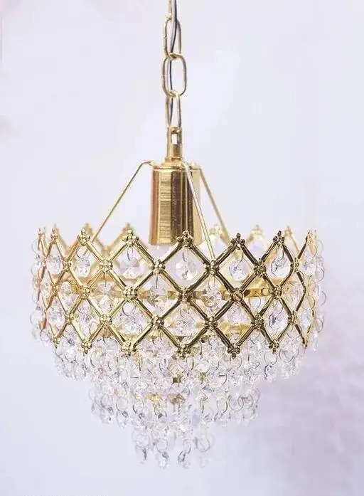 Chandeliers and  Pendant Lights