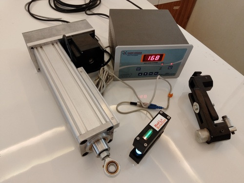Electronic edge guide system