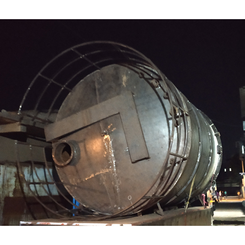 Under ground fuel storage tank