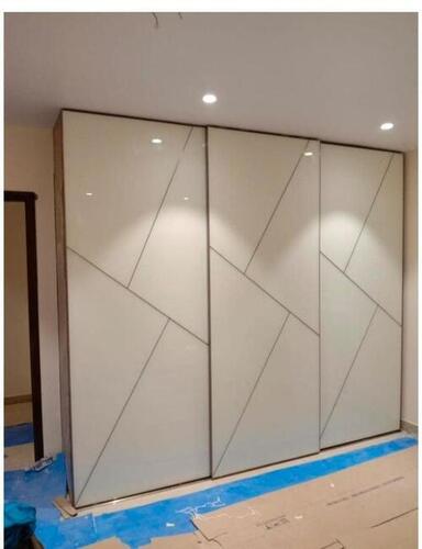 Lecequered Glass sliding wardrobe