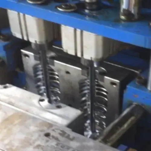 500 Ml 2 Cavity Fully Automatic PET Bottle Mould