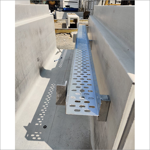 U Shape Drain