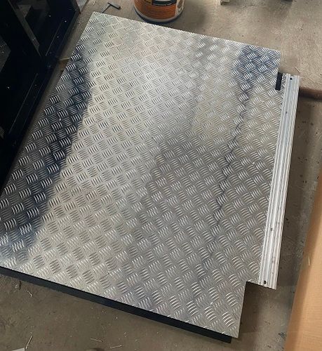 Elevator Cabin Aluminum Checker