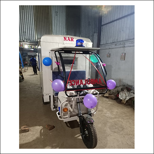 Battery Operated E Rickshaw Ambulance