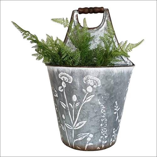Handicraft Vintage Style Galvanized Metal Wall Flower Planter Pot