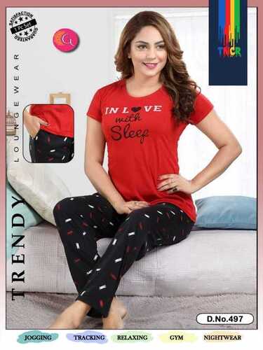 Red Diya Ladies Attractive Nigtwear