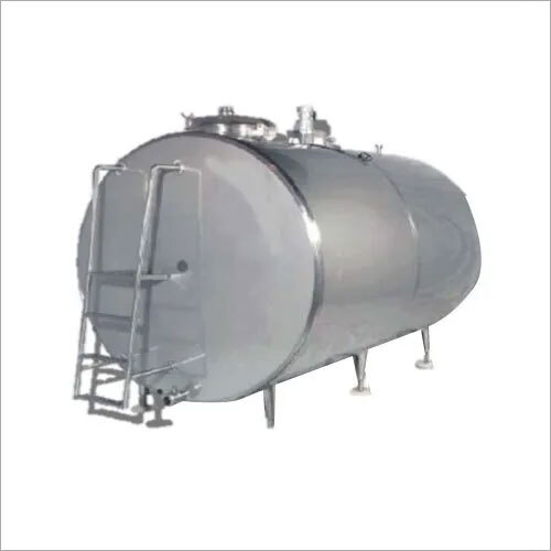 Silver Stainless Steel Horizontal Milk Storage Tank