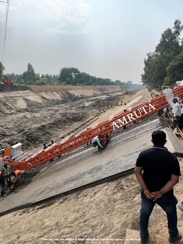 Orange Canal Concrete Lining Machine