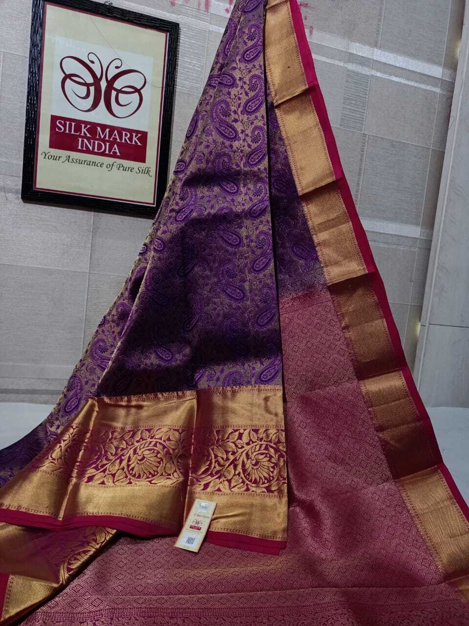 pure kanjivaram jarie weaving saree