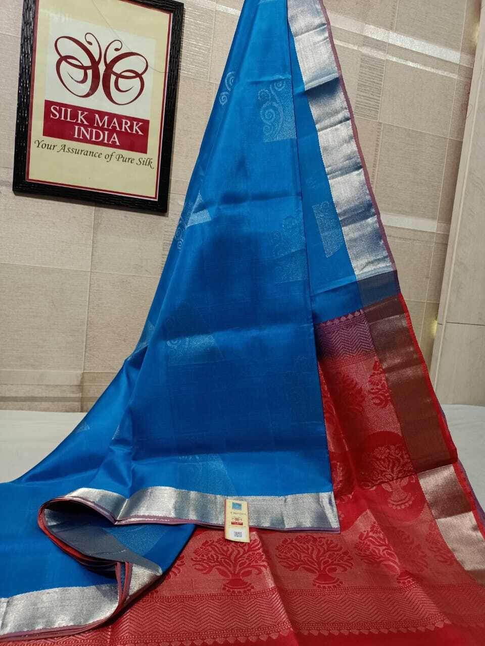 beautiful bridal wear silk saree