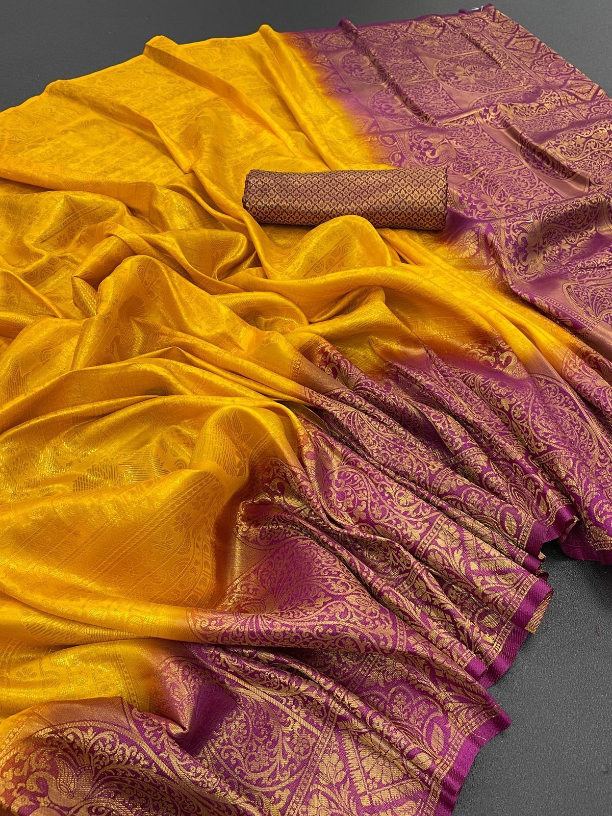 Softy silk jari work with Rich pallu saree