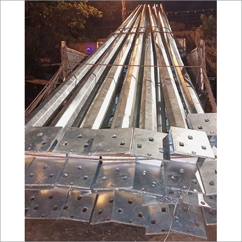 Bridge Mounting GI Octagonal Pole