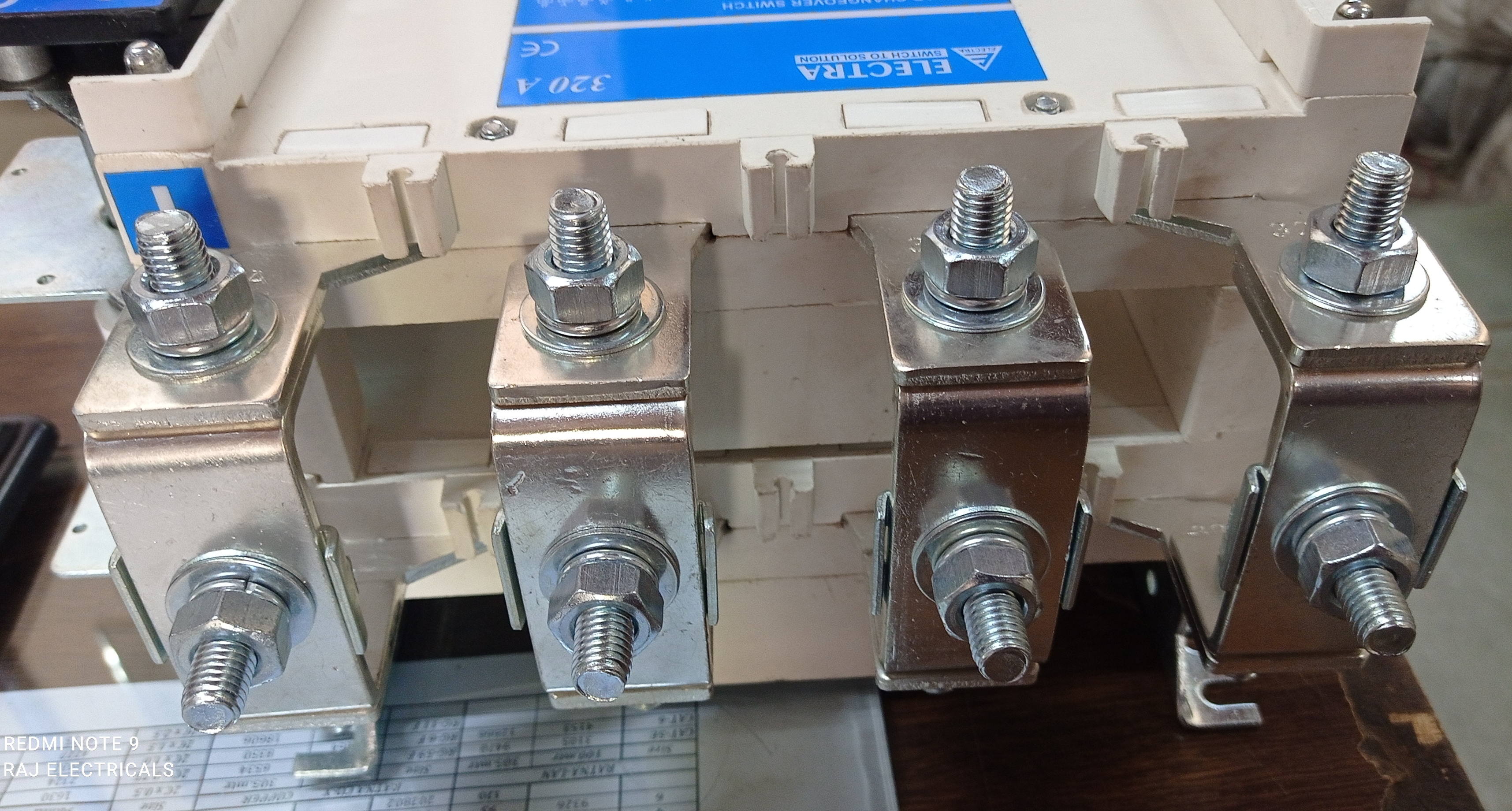 320A 4P ELECTRA CHANGEOVER SWITCH (NEW)