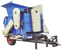 Groundnut Thresher Capacity: 1200 Kg/hr