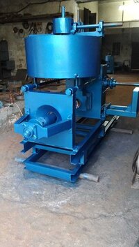Bolt Oil Expeller