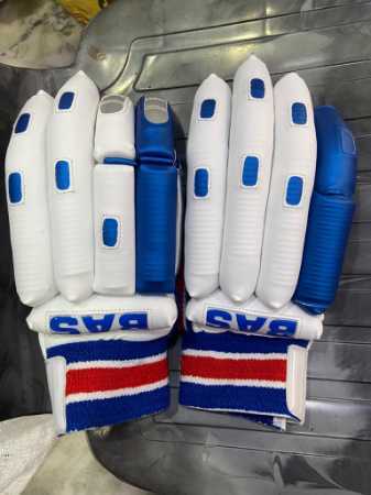 White Bas Gloves