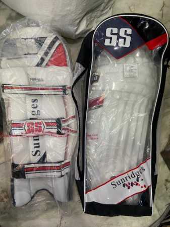 Batting Pad Levlone