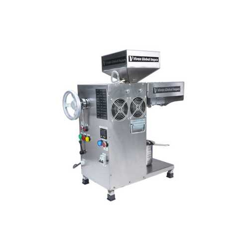 Cold Press Oil Machine 2000Watt