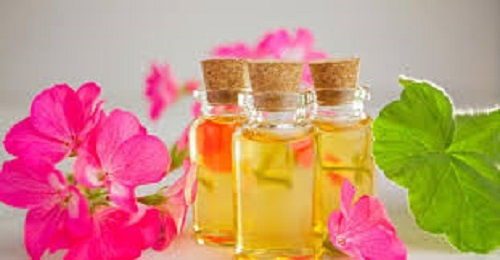 GERANIUM OIL